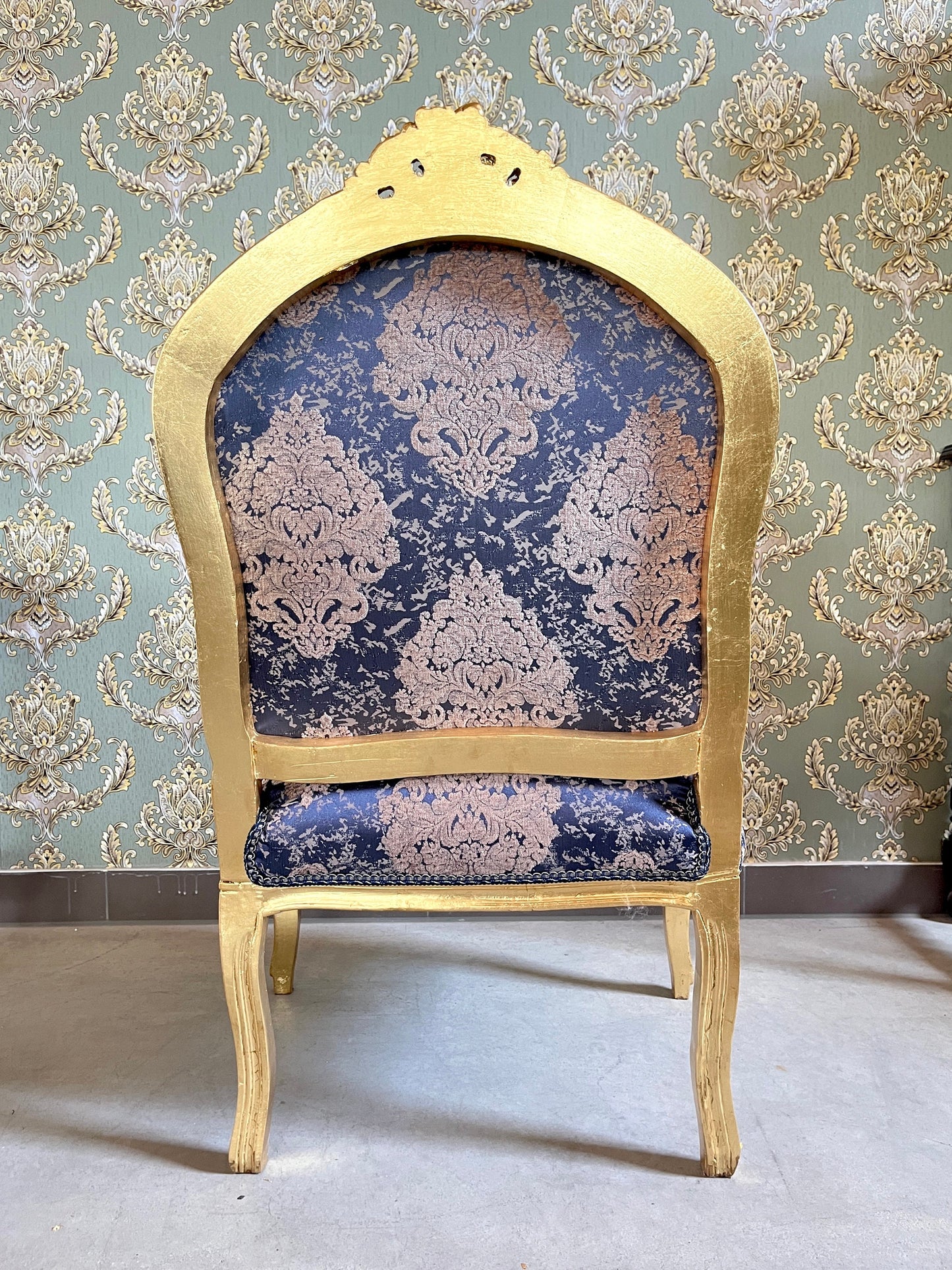 2 Armchairs & Table Set French Louis Style in Navy Blue Retro Baroque Rococo Style Armchair Table Set For Home Decor Hotel Lounge Chair Set