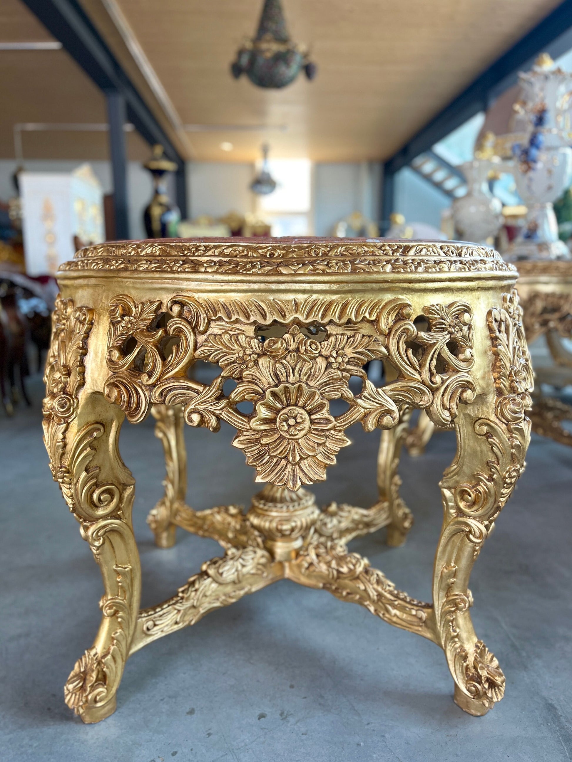 Wooden Decor Table Marble Top Royal Baroque Style Round Table Marble Slab in Orange French Antique Style for Home Decor Hotel Decoration