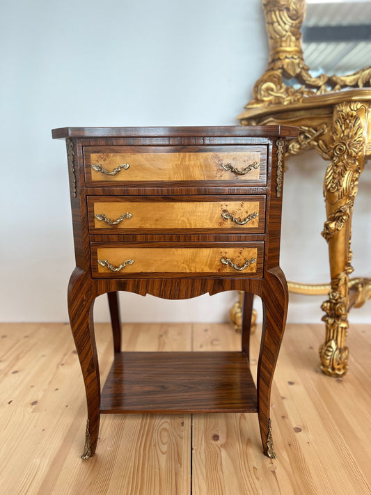 Night Stand Retro French Louis Baroque Style Bed Side Table Wooden Brown Bronze Decor/ Kommode Nachttisch im antiken Stil