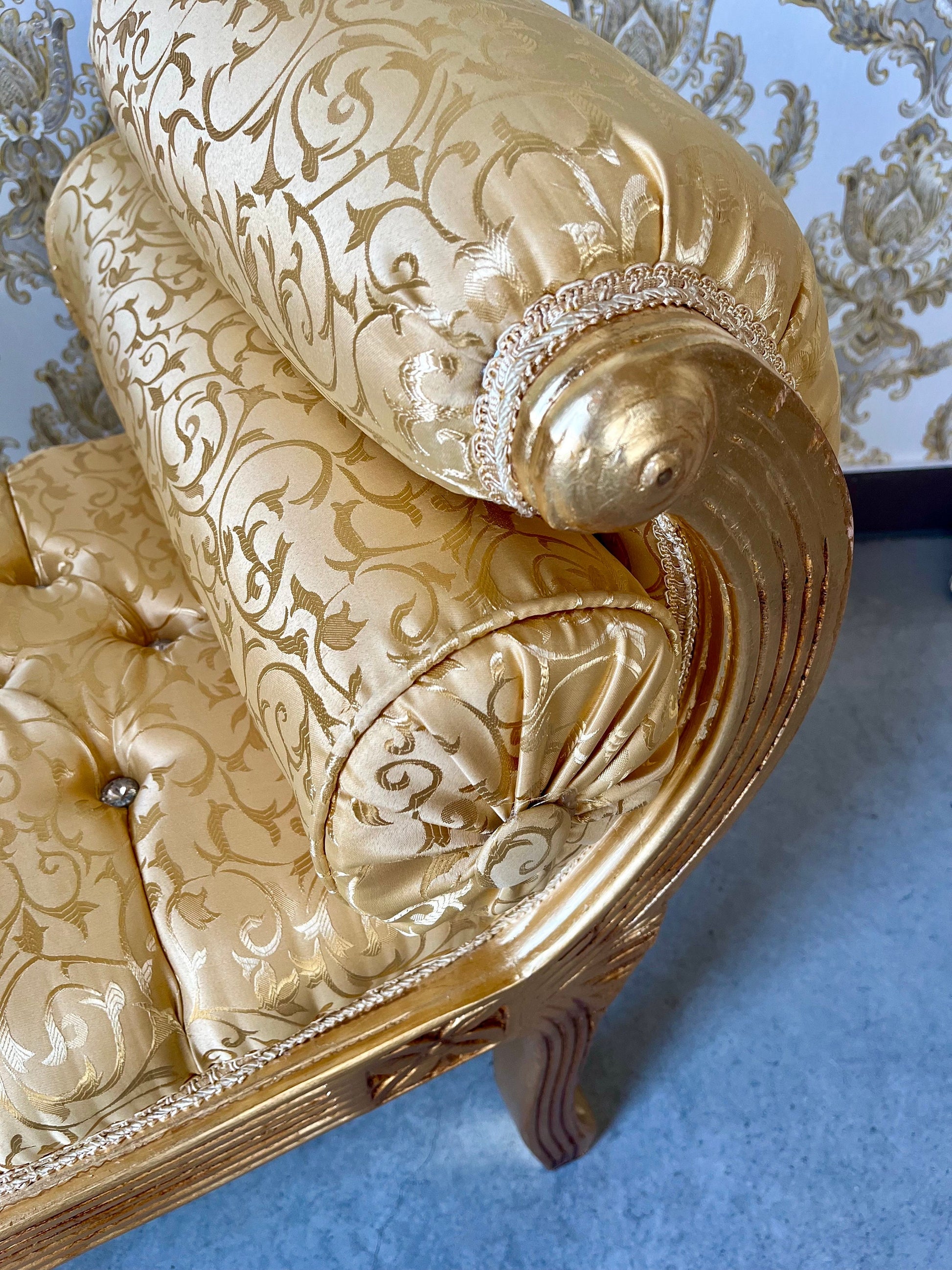 Ottoman French Louis Antique Style in Gold Hocker Retro Baroque Rococo Style in Gold Colour Ottoman for Home Decor