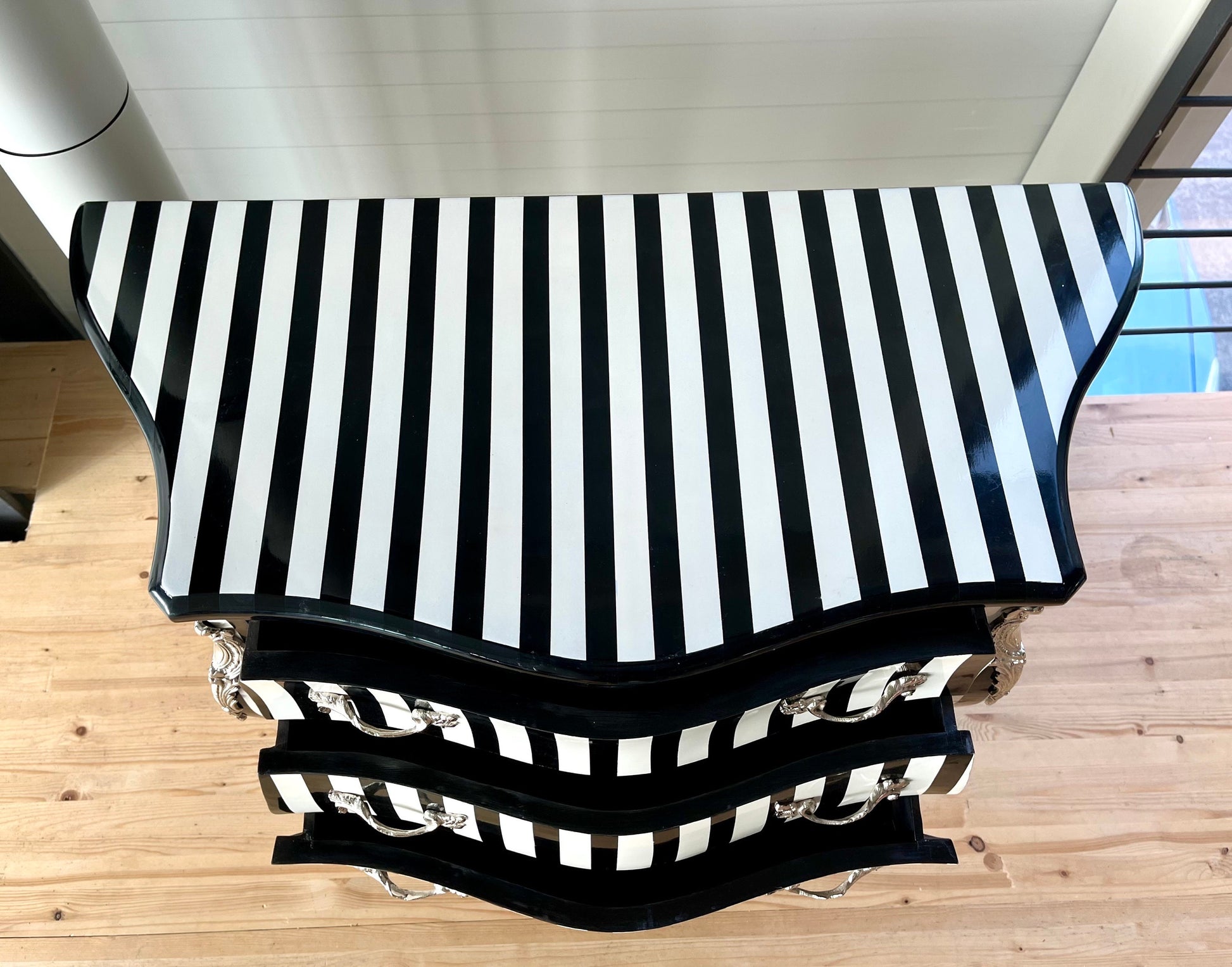 Chest of Drawer Louis XV Style Black Stripe Dresser Classic Baroque Rococo Style Wooden Cabinet Nostalgic Style for Bedroom Decor Gift