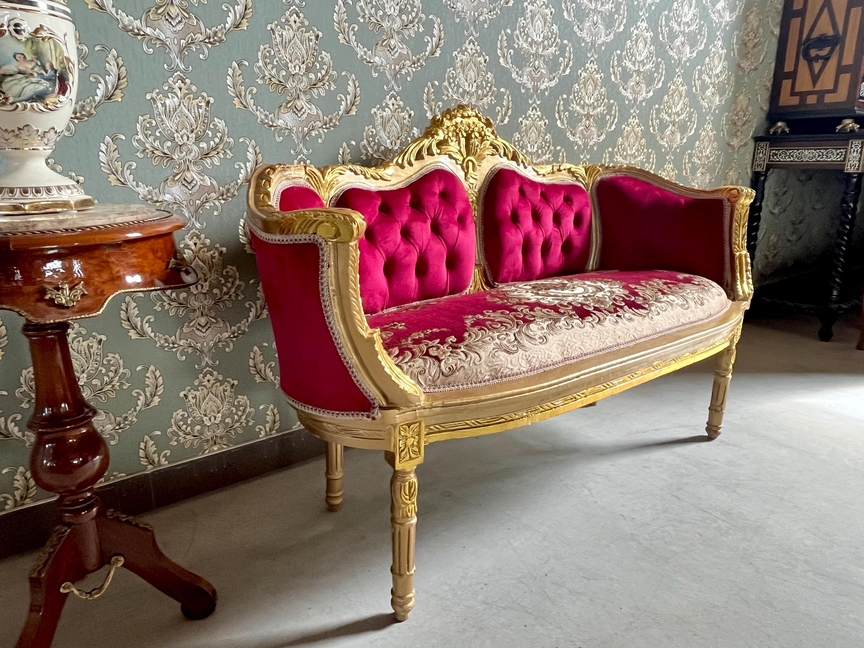 Lounge Sofa Set Antique Baroque Rococo Style in Xmas Red Velvet & Deluxe Red Damask Sofa Set in Retro Royal Style for Home Xmas Decor