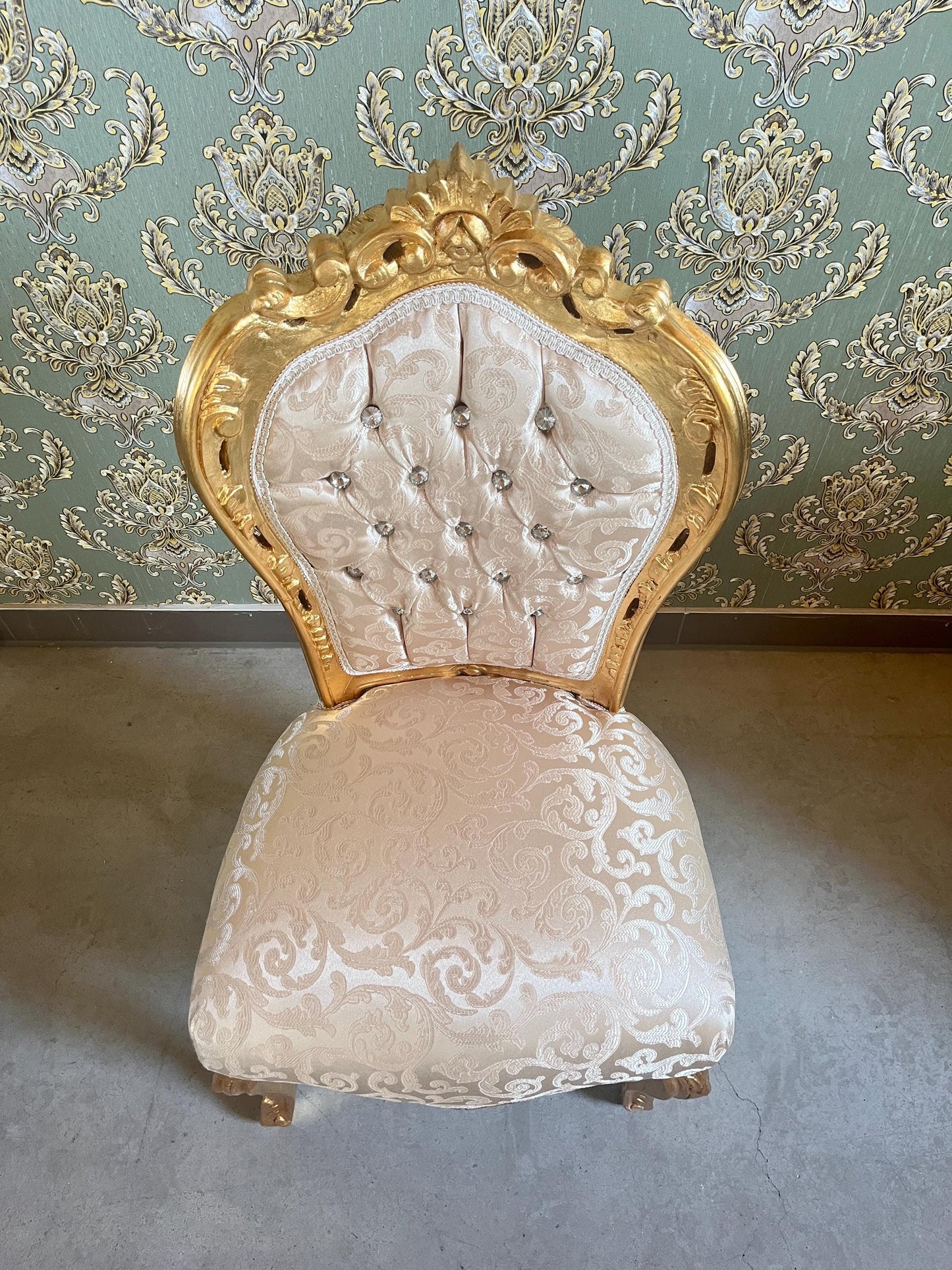 Accent Chair Beige Jacquard Fabric French Baroque Chair Rococo Style Chair Antique Style Reproduction Dining Chair Beige Jacquard Fabric