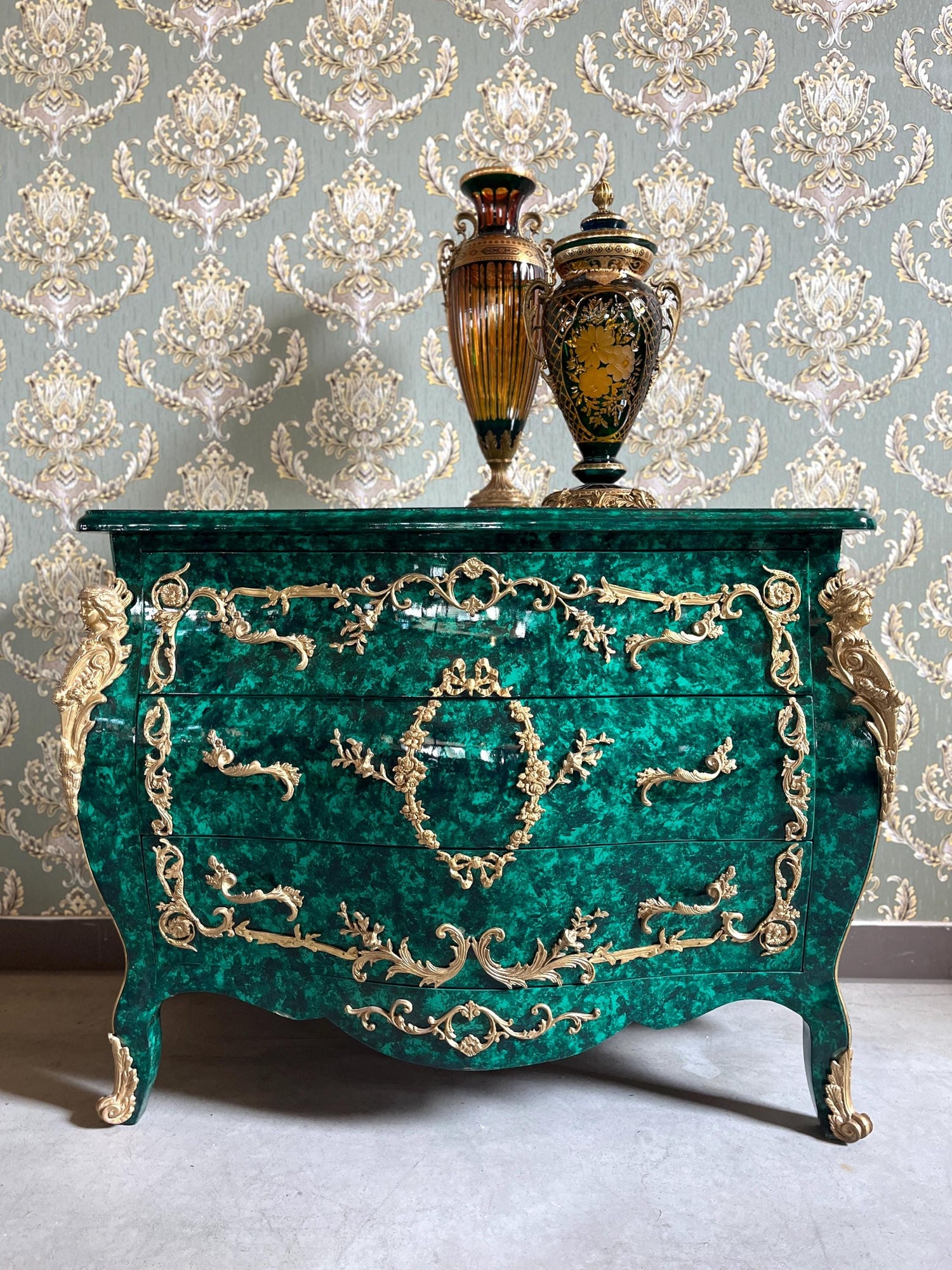 Deluxe Chest of Drawer Louis XV Style in Emerald Green Antique Royal Style Dresser with Bronze Ornaments for Bedroom Decor- LIMITED EDITION
