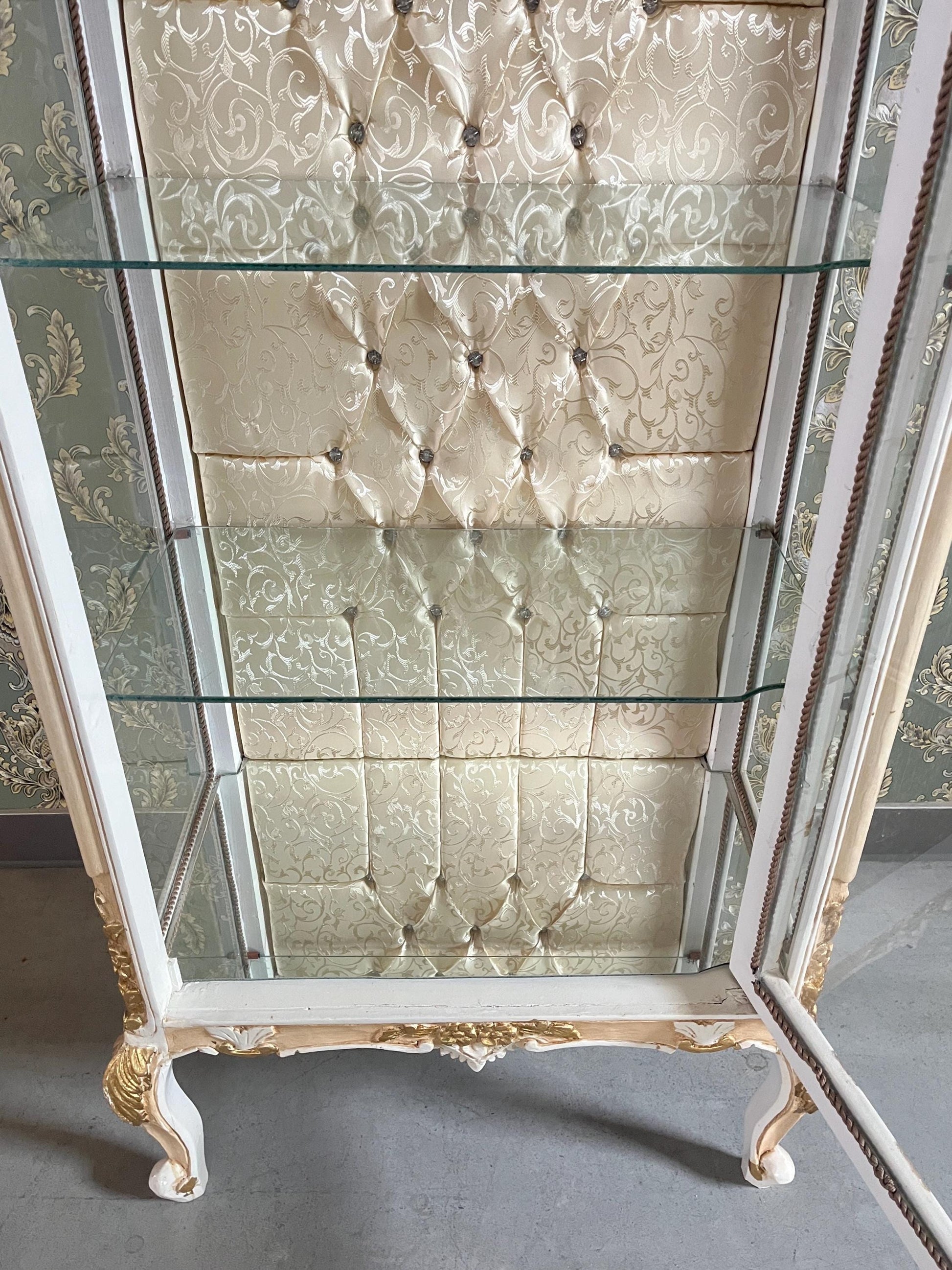Display Cabinet French Louis XV Style Showcase Antique Baroque Rococo Style in Beige Gold Color Handmade Cabinet for Home Decor