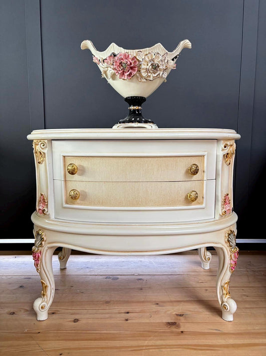 Night Stands French Baroque Style Flower Hand Painted Bedside Table Ivory Color Chest of Drawer for Home Bedroom Decor