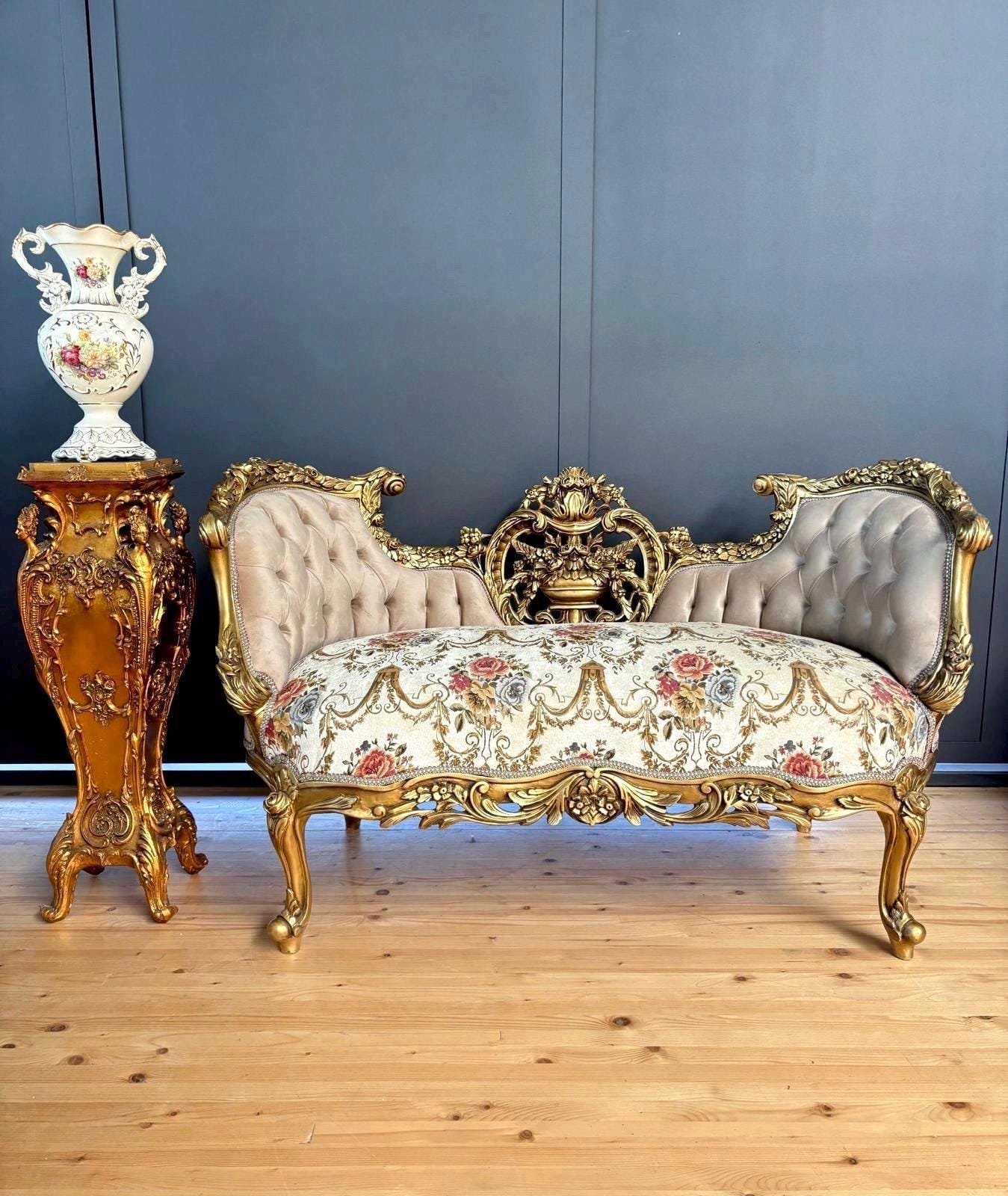 Deluxe Love Seat Royal Baroque Style Bench Light Brown Flower Pattern Antique Style Couch in Gold Finish for Lounge Room Sofa Home Decor