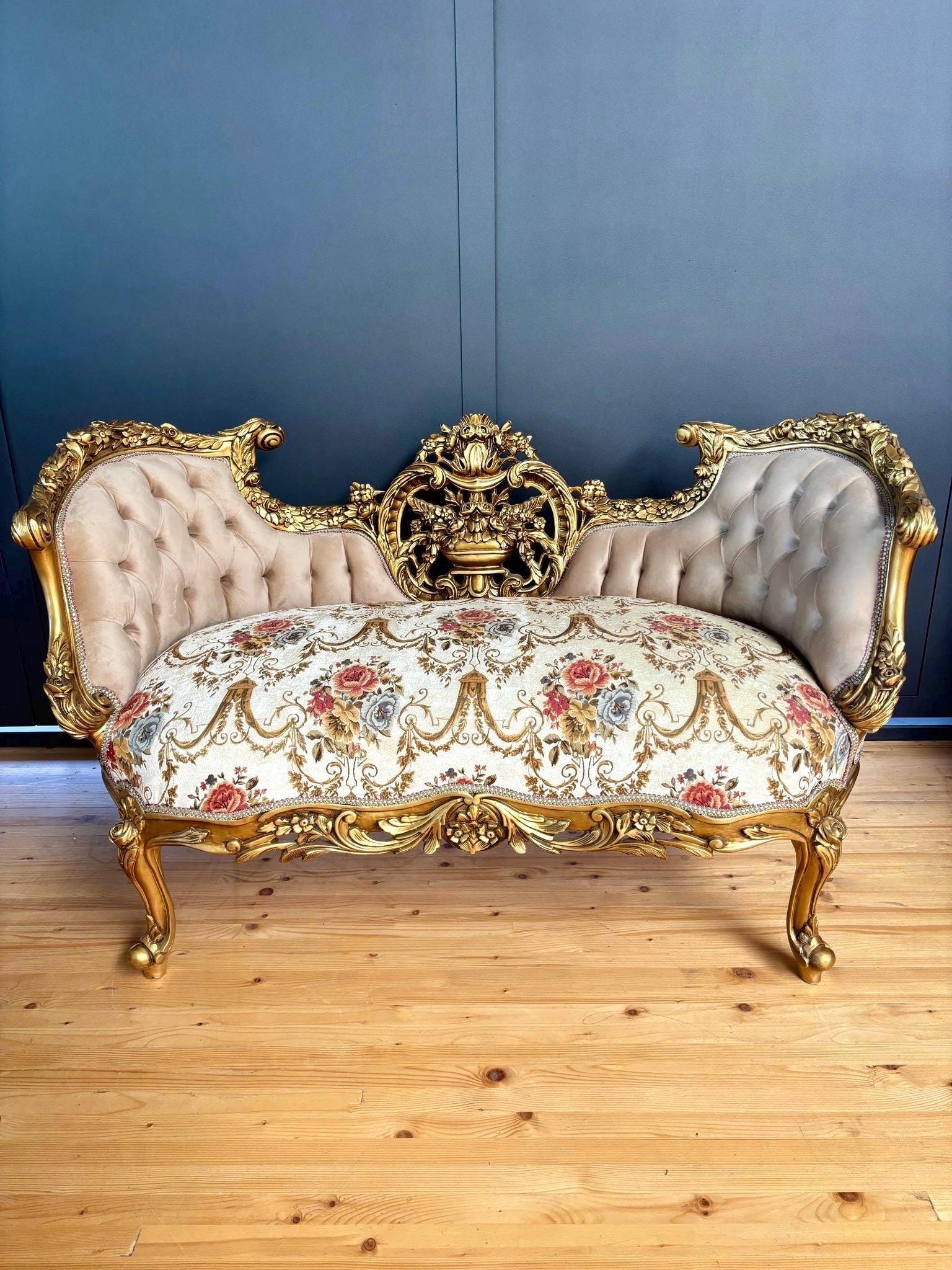 Deluxe Love Seat Royal Baroque Style Bench Light Brown Flower Pattern Antique Style Couch in Gold Finish for Lounge Room Sofa Home Decor