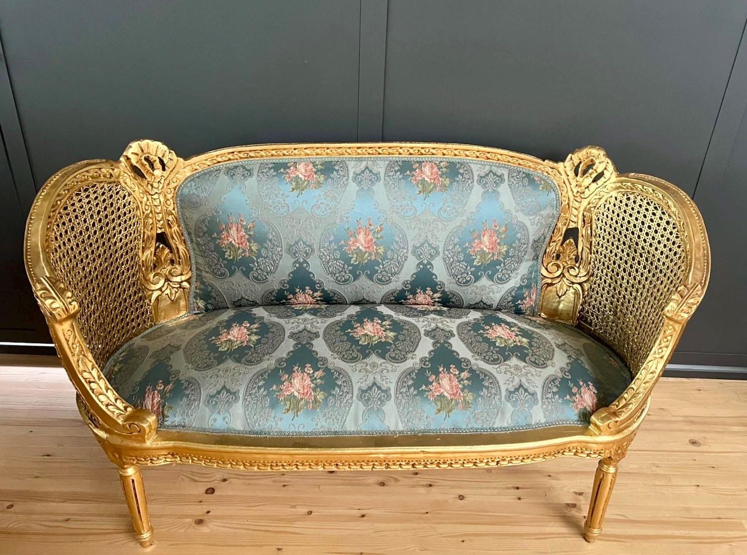 Sofa Set Royal Baroque Style in Blue Floral Damask Retro Rococo Couch Set in Gold Finish for Lounge Room Decor Party Event TV Movie Shooting
