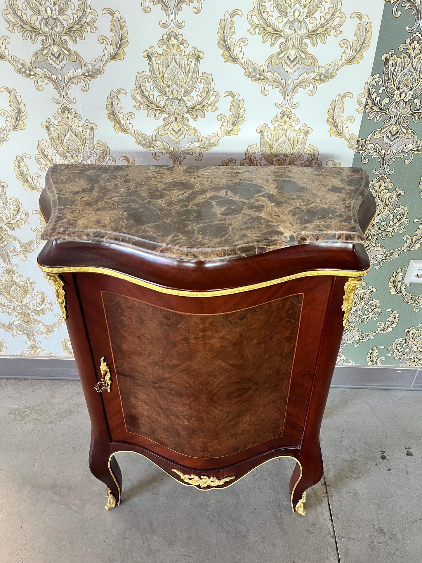 Wooden Cupboard Classic Baroque Cabinet With Brown Marble Top Retro Italian Style Console Table Handmade for Home Decor Living Room Decor