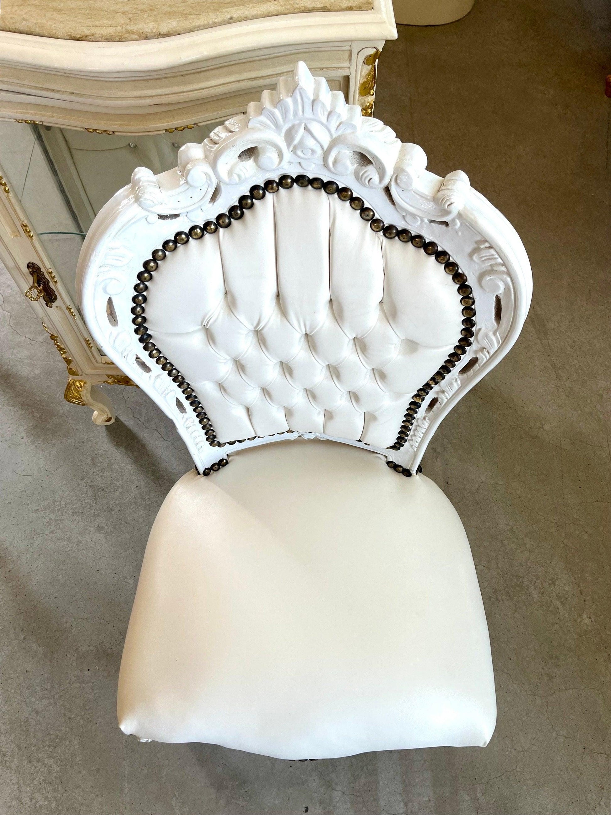 Accent Chair French Louis Style Wedding Chair in White Color Retro Baroque Rococo Style Dining Chair for Party Event Decoration