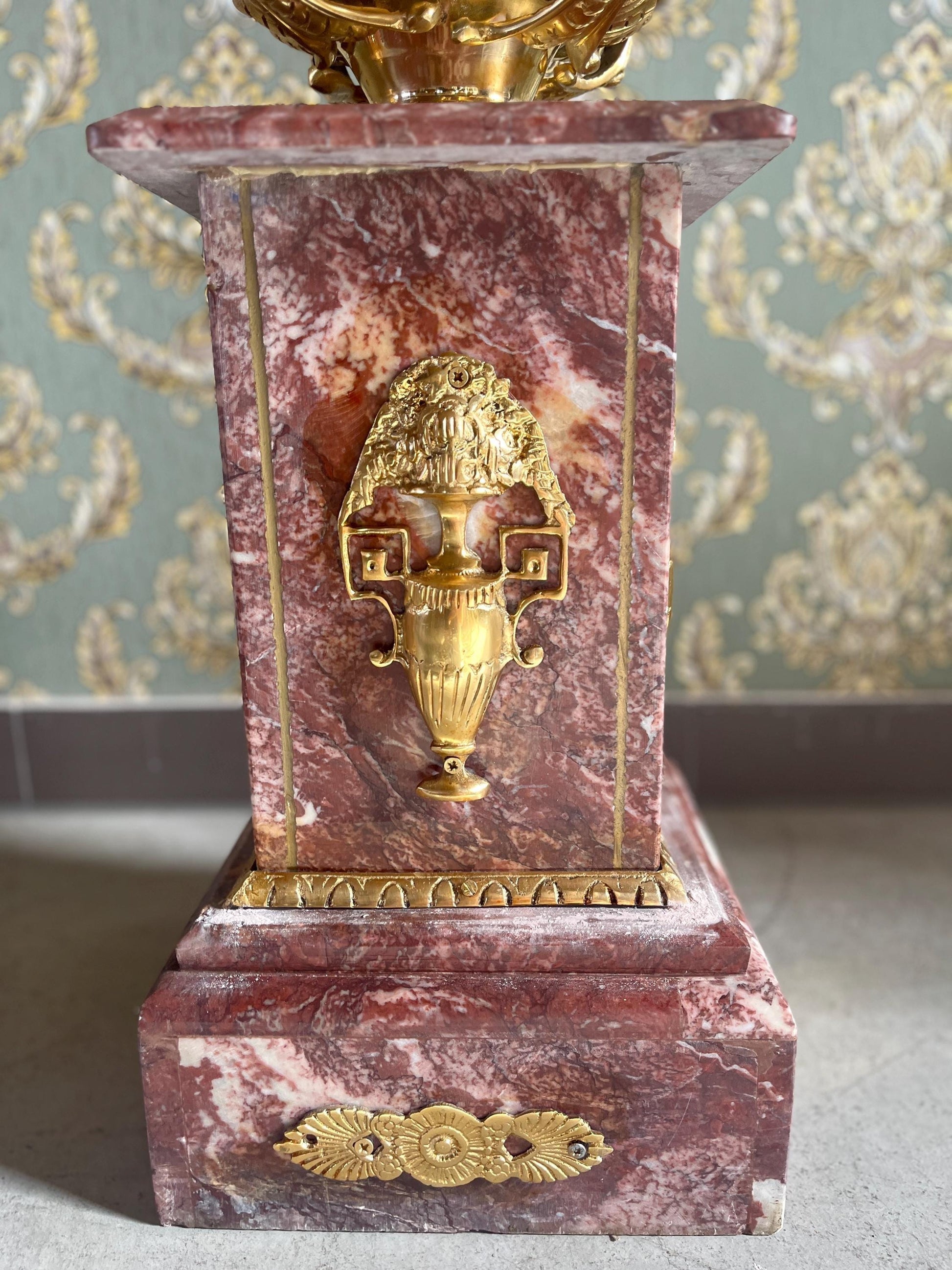 Huge Marble Pillar with Brass Royal Marble Column Italian Antique Look Pillar, A Pair Set of Marble Pillar For Home Decor For Hotel Entrance