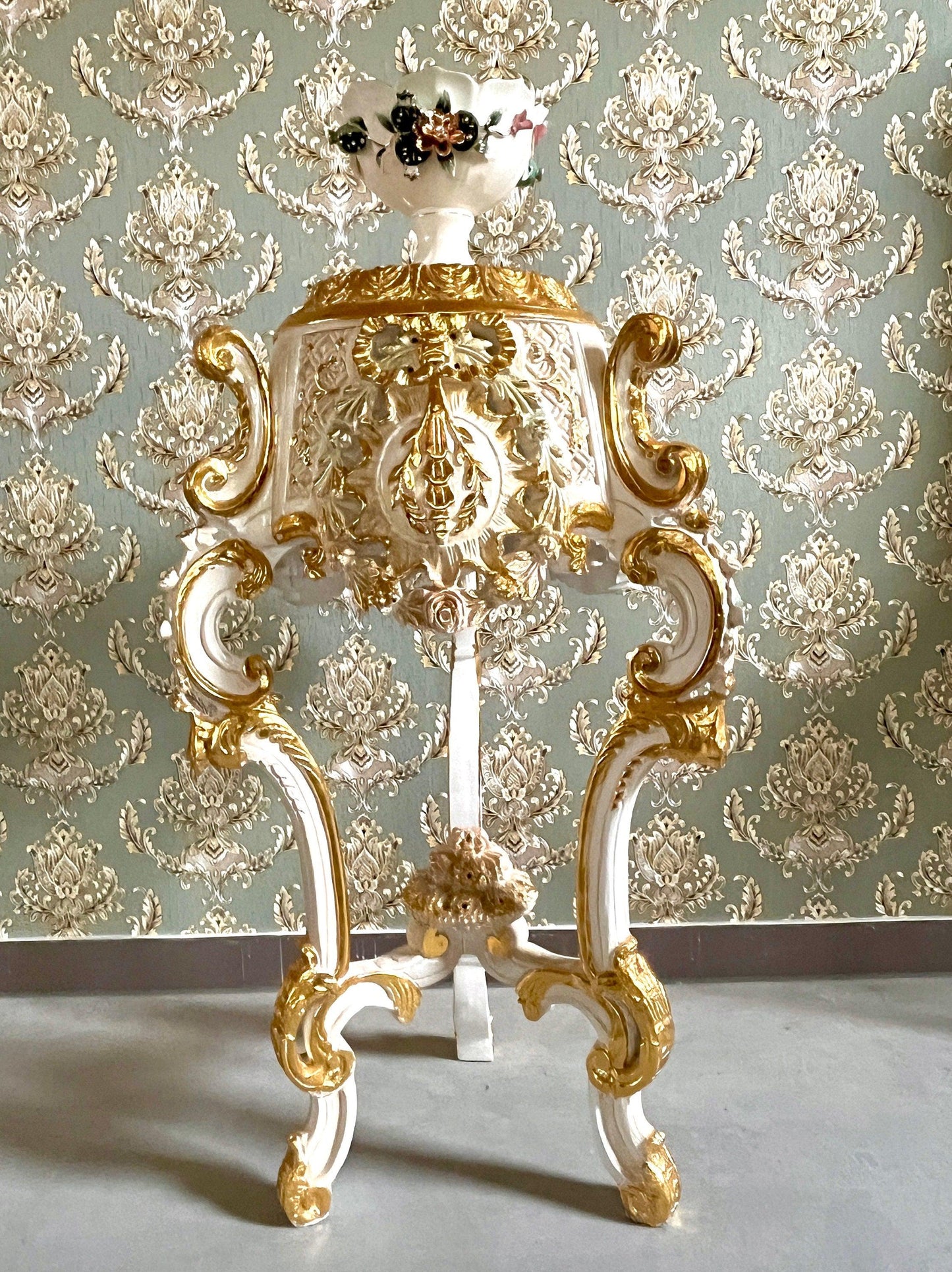 Deluxe Column French Baroque Style with Marble Slab Top Royal Home Decor Column in Gold Finish and Beige Marble