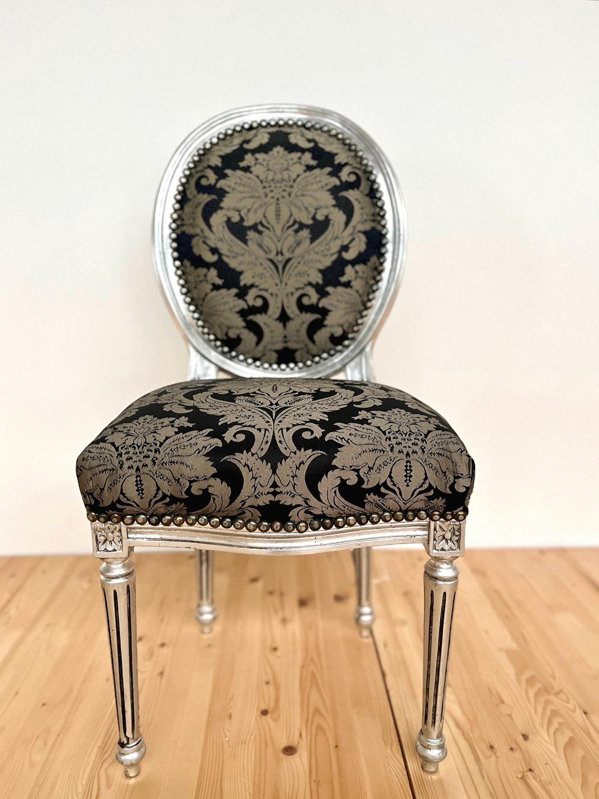 Chair Classic Baroque Style in Silver Black Pattern Dining Chair in Silver Finish for Home Decor