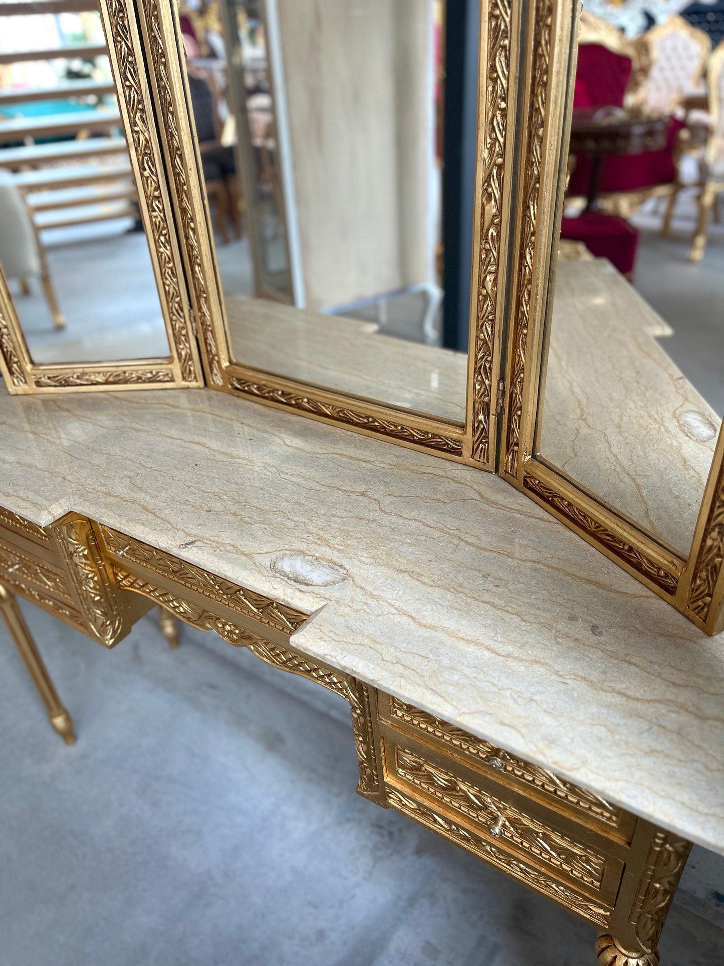 Mirror and Desk Set French Antique Style with Marble Slab Top Wooden Tableع Baroque Rococo Style in Gold Finish for Home Decor