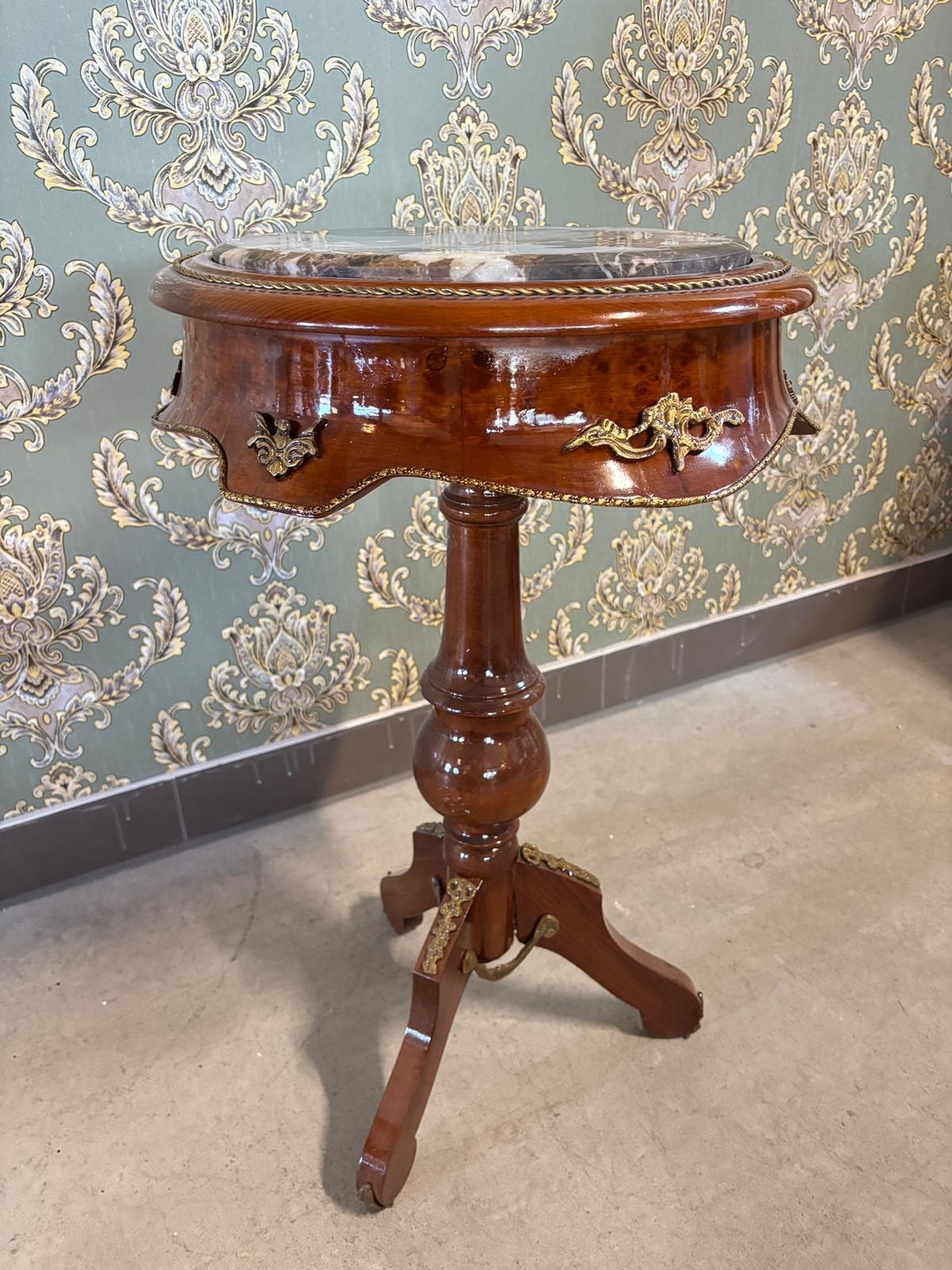 Small Side Table Marble Top Retro Baroque Style Tea Table Café Table Antique Style Wooden Table with Marble Top for Home Decor