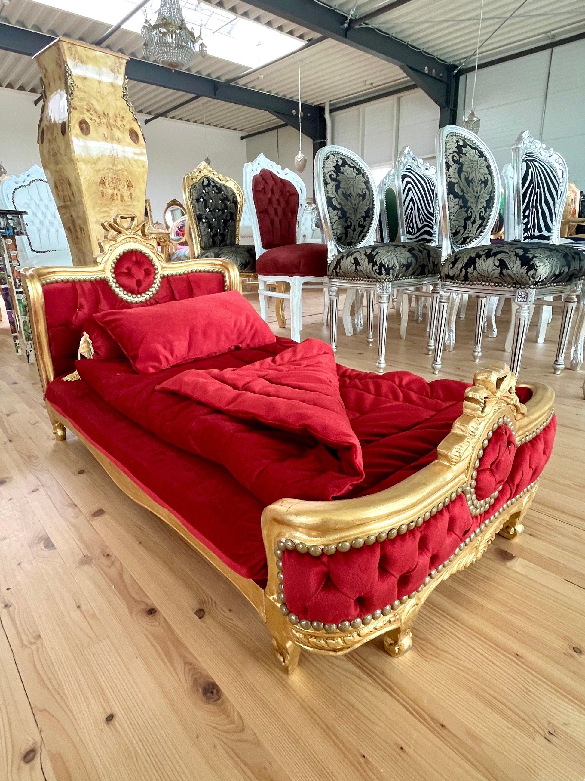Pet Bed French Louis Baroque Style Big Size Dog Bed with Blanket n Pillow for Home Decor Velvet Red Velvet Blue & Hot Pink Gold Finish