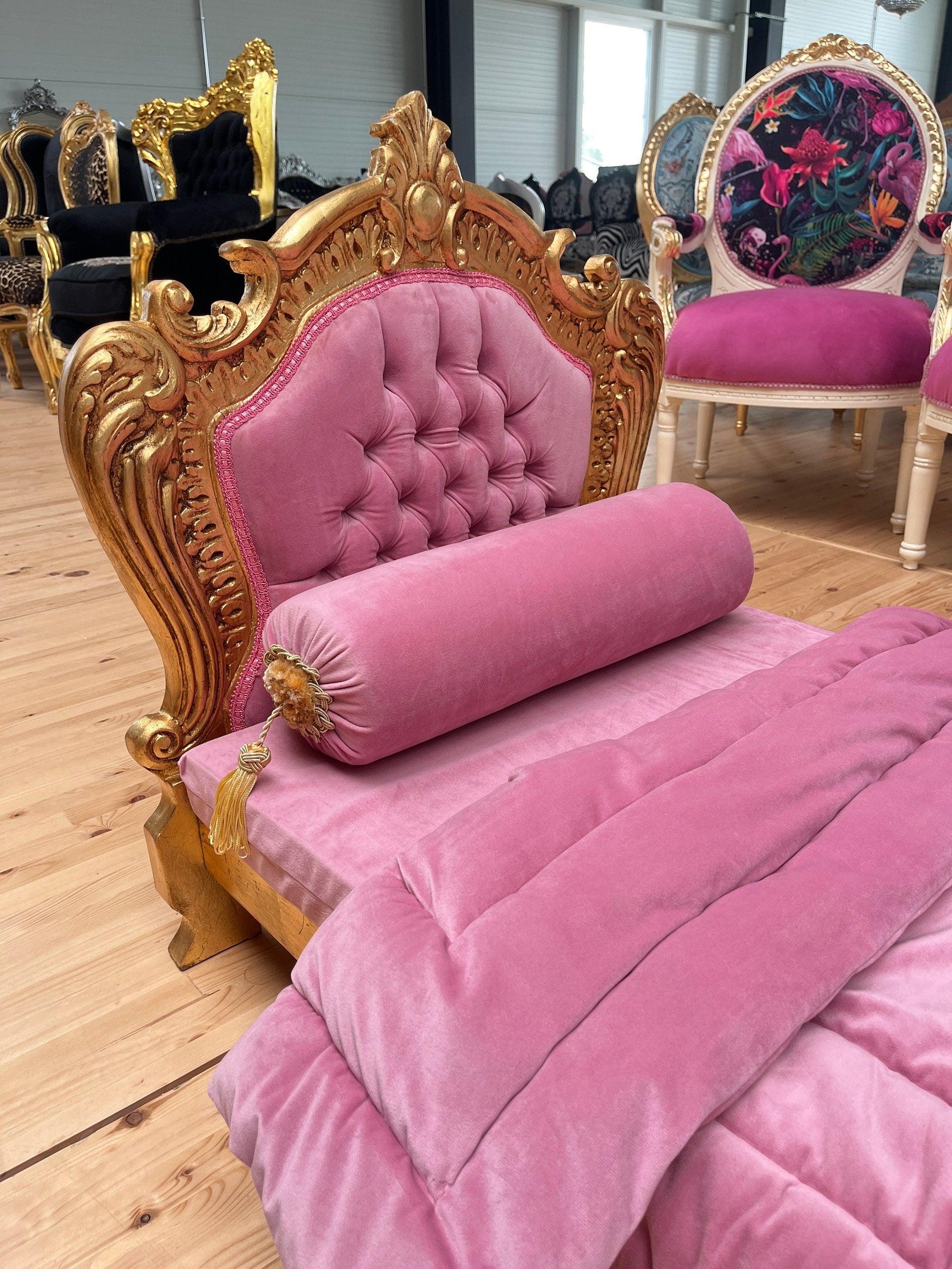 Pet Bed French Louis Baroque Style Mid Size Dog Bed with Blanket & Pillow for Home Decor in Pink Velvet