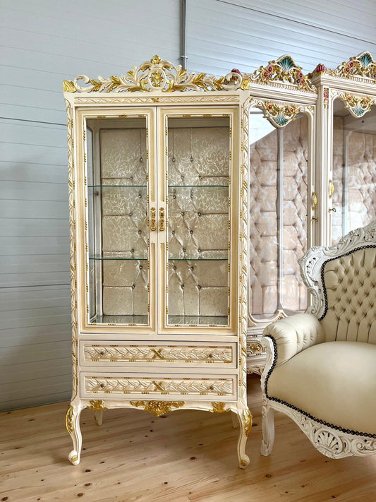 Display Cabinet Wooden French Louis Style Showcase Antique Baroque Style Reproduction in Beige Color