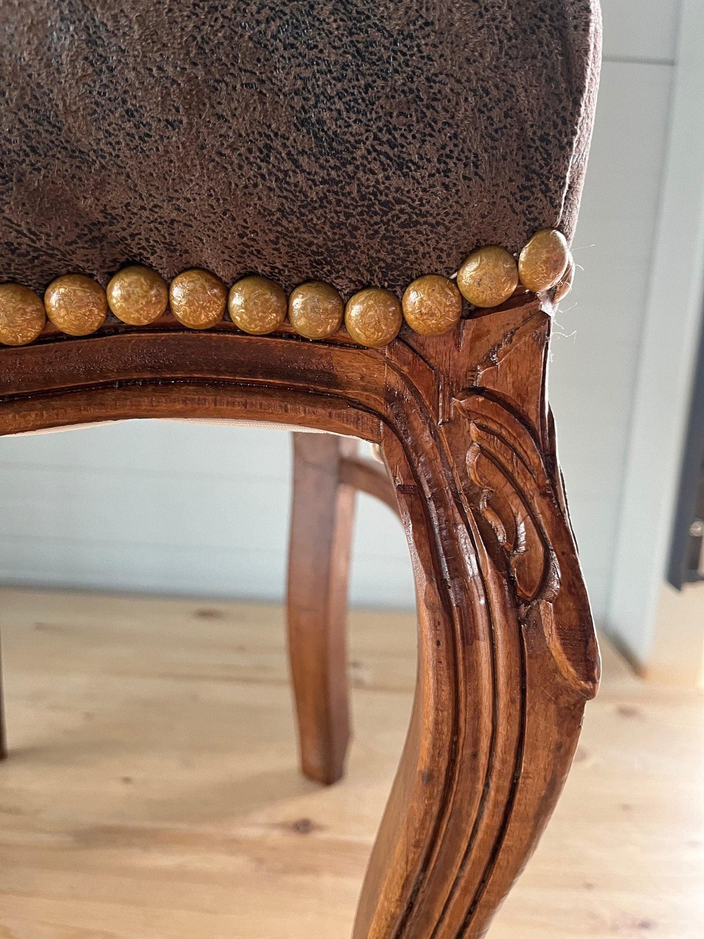 Accent Chair Brown Color Leather Like French Baroque Rococo Style Chair Antique Style Reproduction Dining Chair Real Wood Brown Color