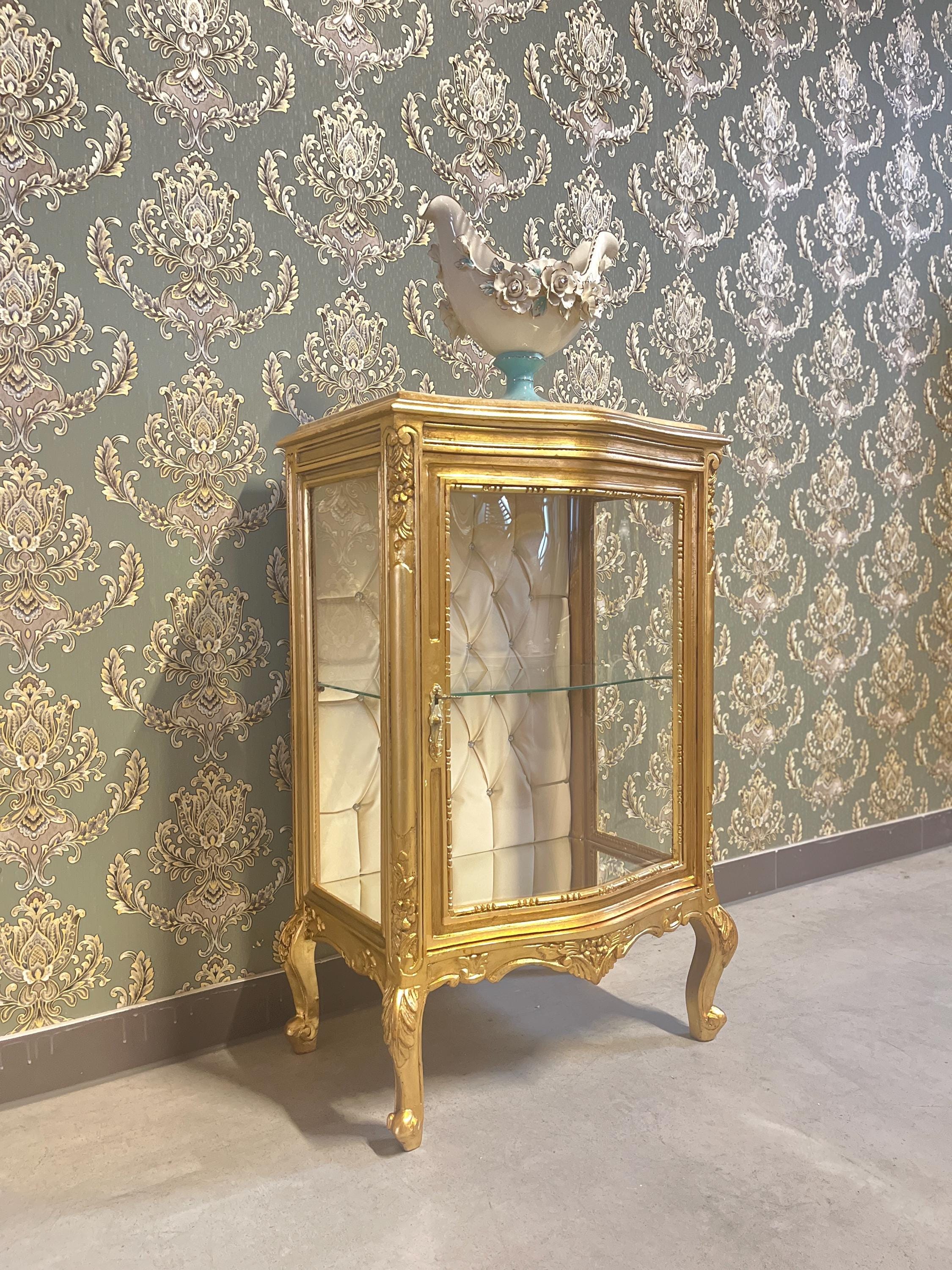 Showcase French Louis Style Display Çabinet in Gold Finish Retro Baroque Antique Style Glass Cabinet for Living Room Home Decor