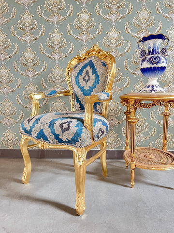 Accent Armchair Louis XV Style Velvet Chair Retro Baroque Rococo Style Armchair in Green Velvet Pattern for Home Decor for Store Display