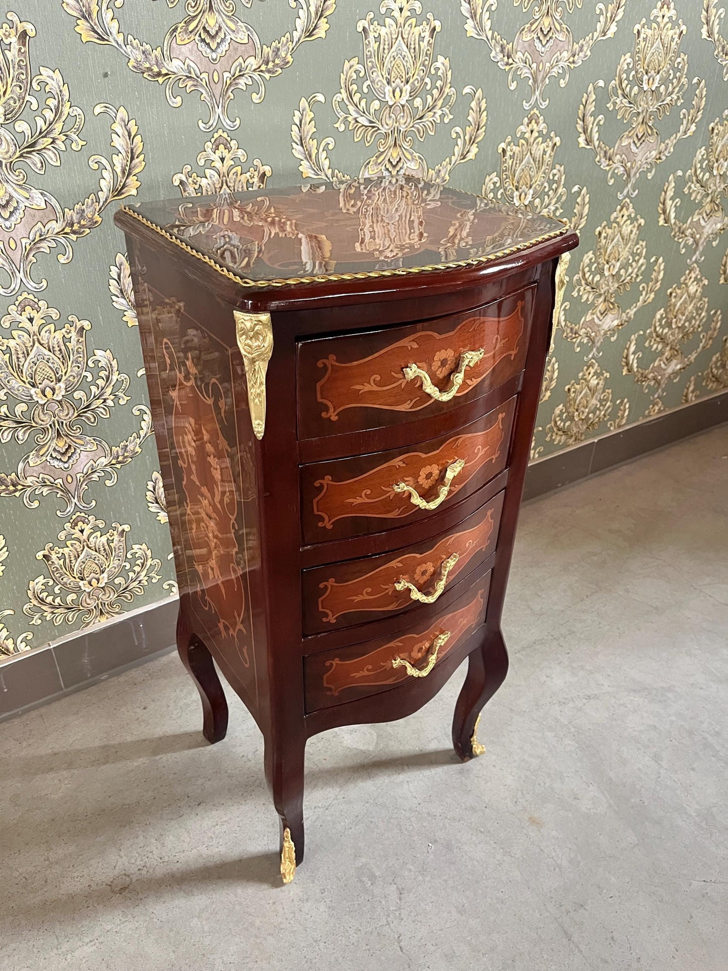Small Night Stand French Antique Style Small Chest of Drawer Retro Baroque Style in Brown Kommode Home Decor Bedside Table for Bedroom Decor
