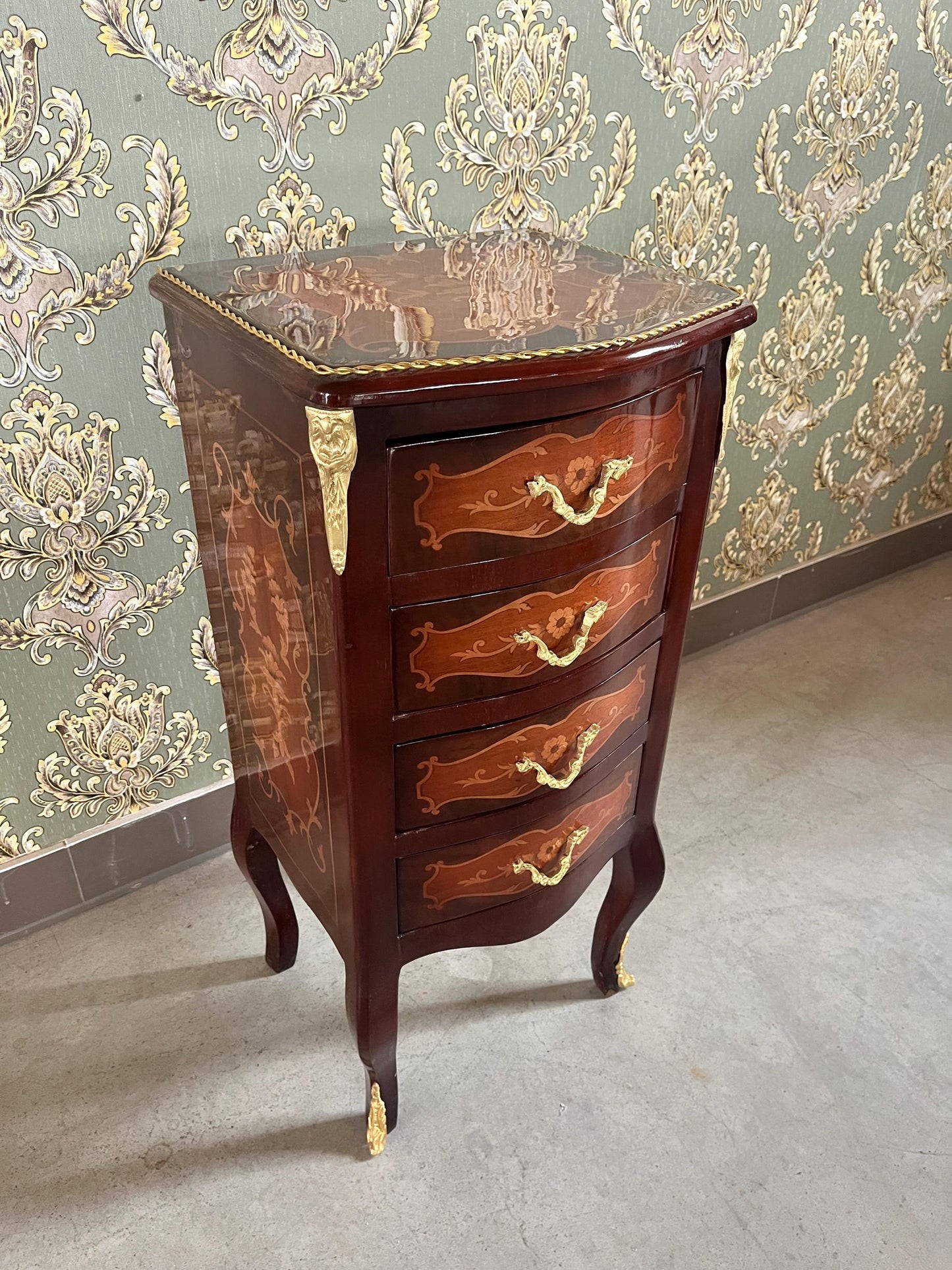 Small Night Stand French Antique Style Small Chest of Drawer Retro Baroque Style in Brown Kommode Home Decor Bedside Table for Bedroom Decor