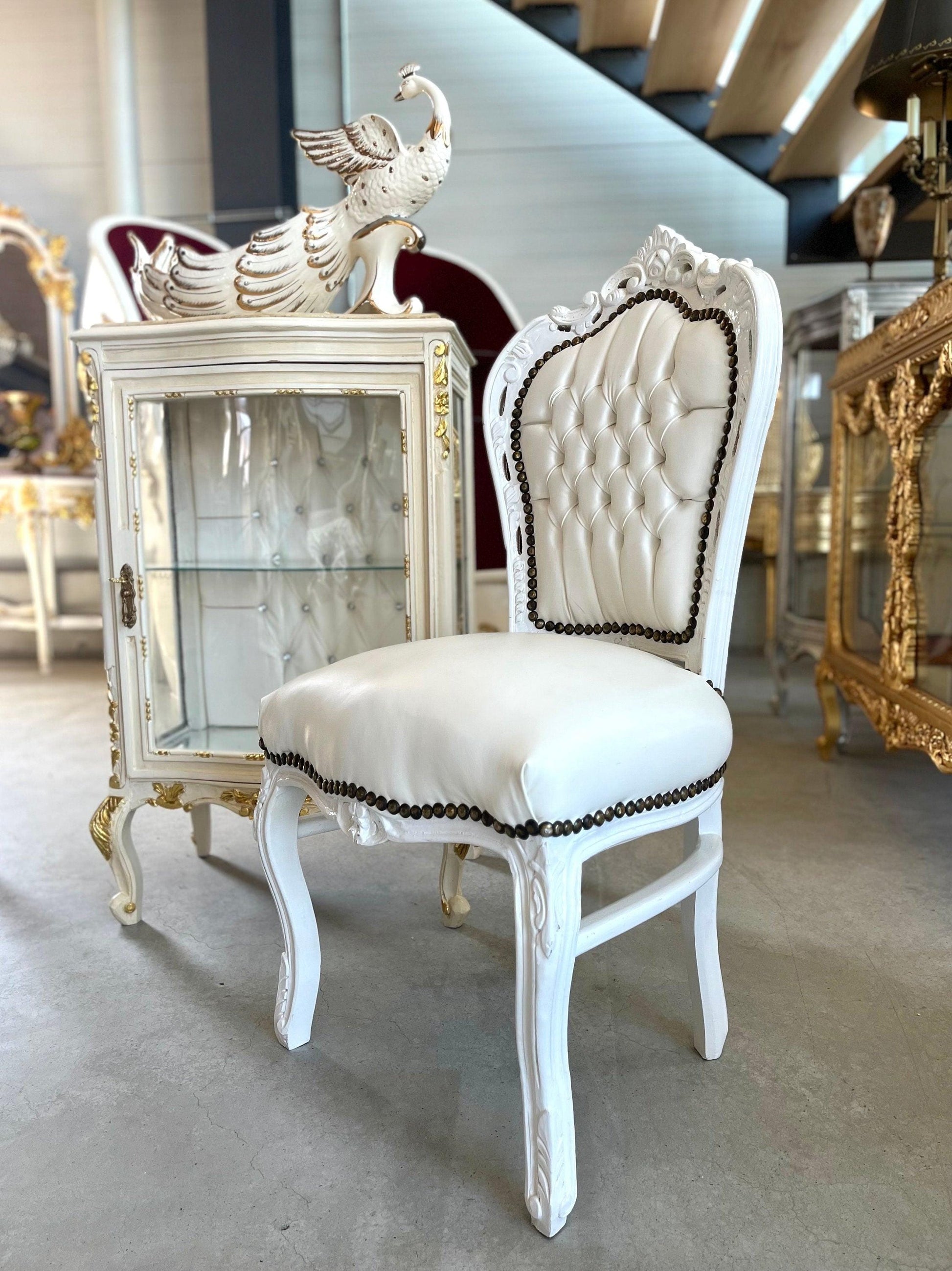 Accent Chair French Louis Style Wedding Chair in White Color Retro Baroque Rococo Style Dining Chair for Party Event Decoration