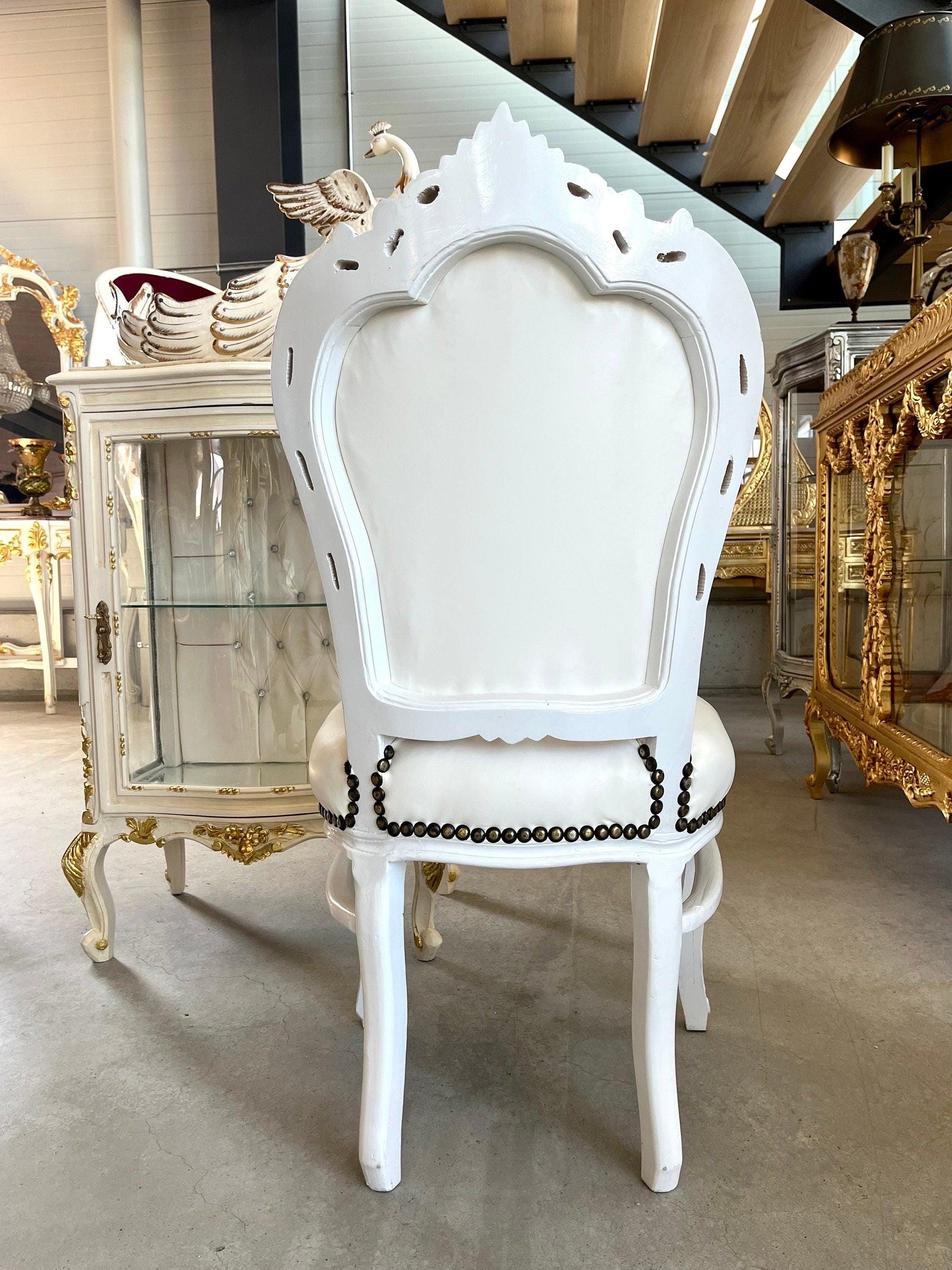Accent Chair French Louis Style Wedding Chair in White Color Retro Baroque Rococo Style Dining Chair for Party Event Decoration
