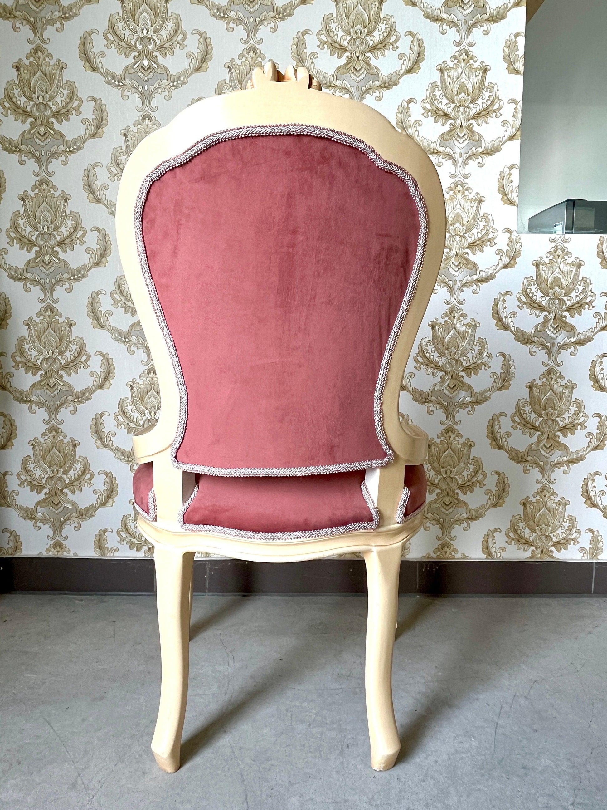 Accent Chair Classic Baroque Style in Beautiful Rose Berry Velvet French Louis Style Chair Beige Wooden Frame for Lounge Room