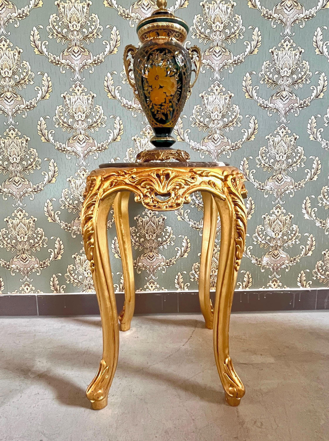 Round Side Table French Louis Antique Style Handmade Side Table with Brown Marble Top Retro Baroque Style In Gold Finish for Home Decor