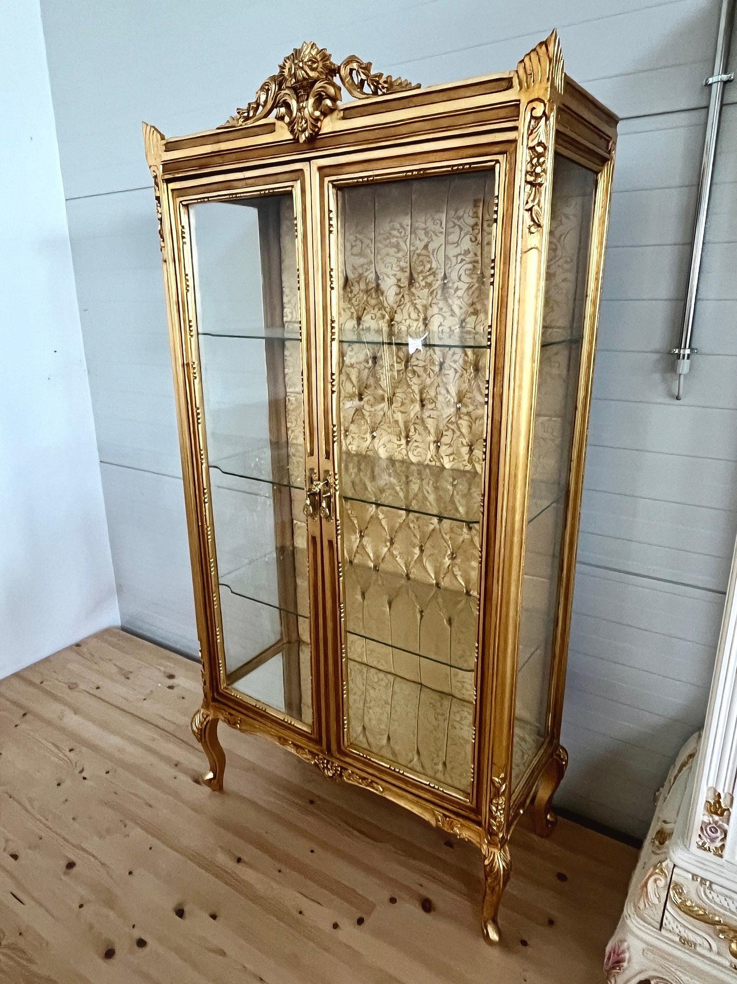 Display Cabinet Glass & Wood French Louis Style Showcase Antique Style Reproduction in Gold Finish Retro Baroque Style Display Cabinet