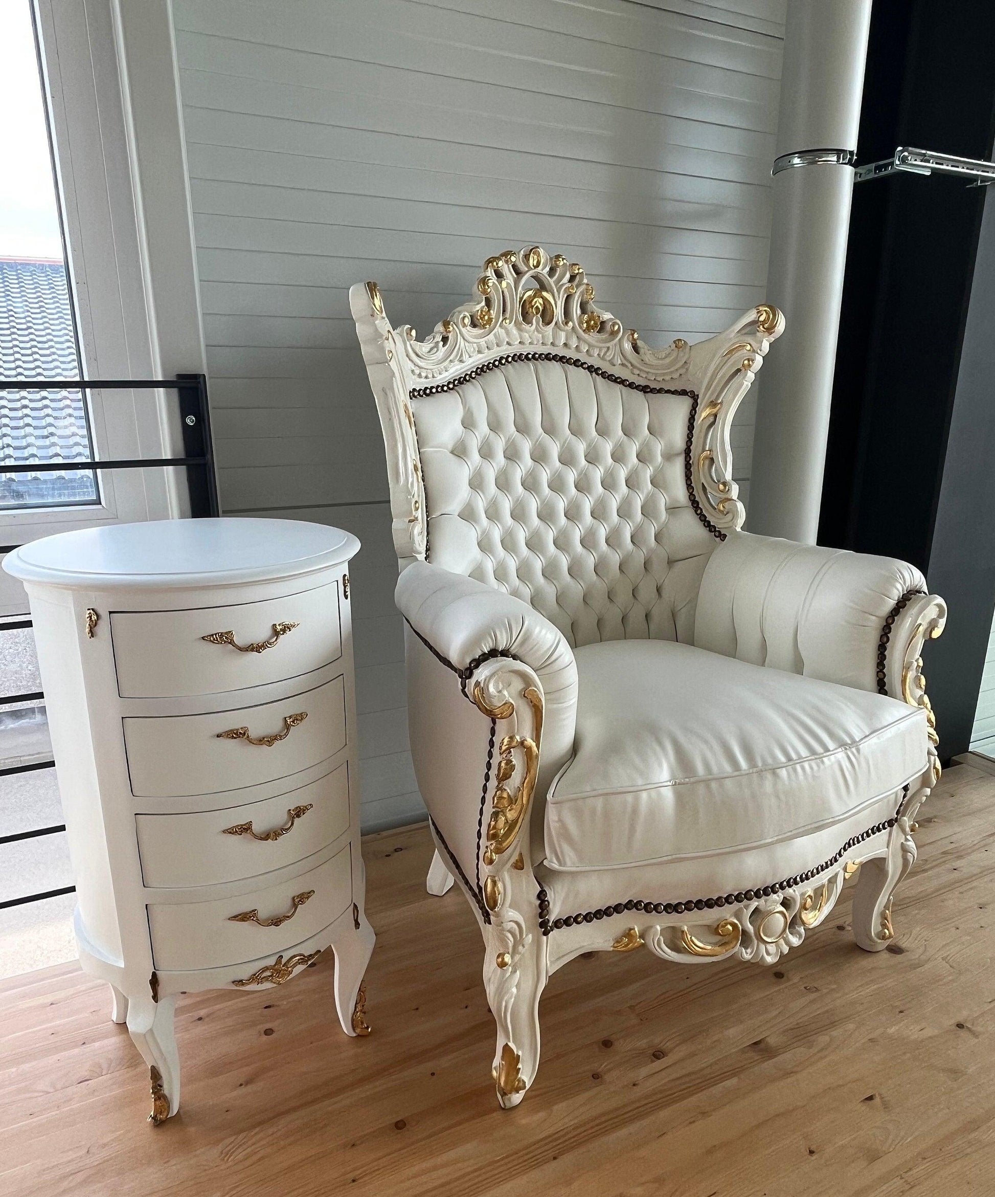 Armchair Silver French Louis Style Sofa Chair Italian Antique Style Armchair Baroque Rococo Style in Silver Finish for Living Room