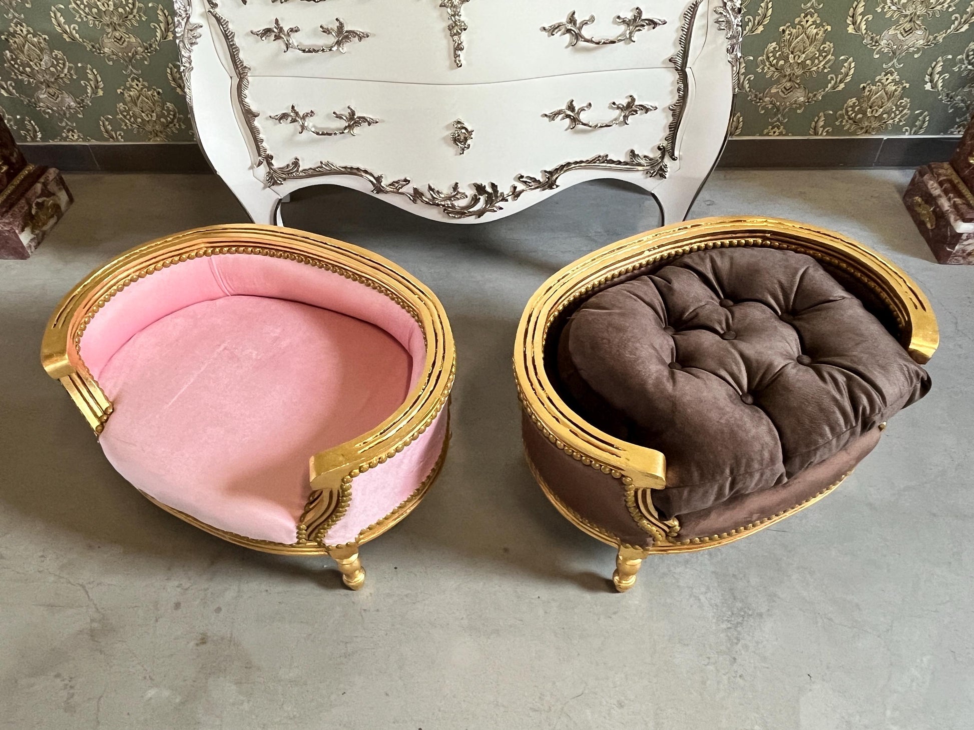 Dog Sofa Chair Retro Baroque Rococo Style Cute Dog Settee Green Velvet Blue Velvet for Home Decor Dog Chair