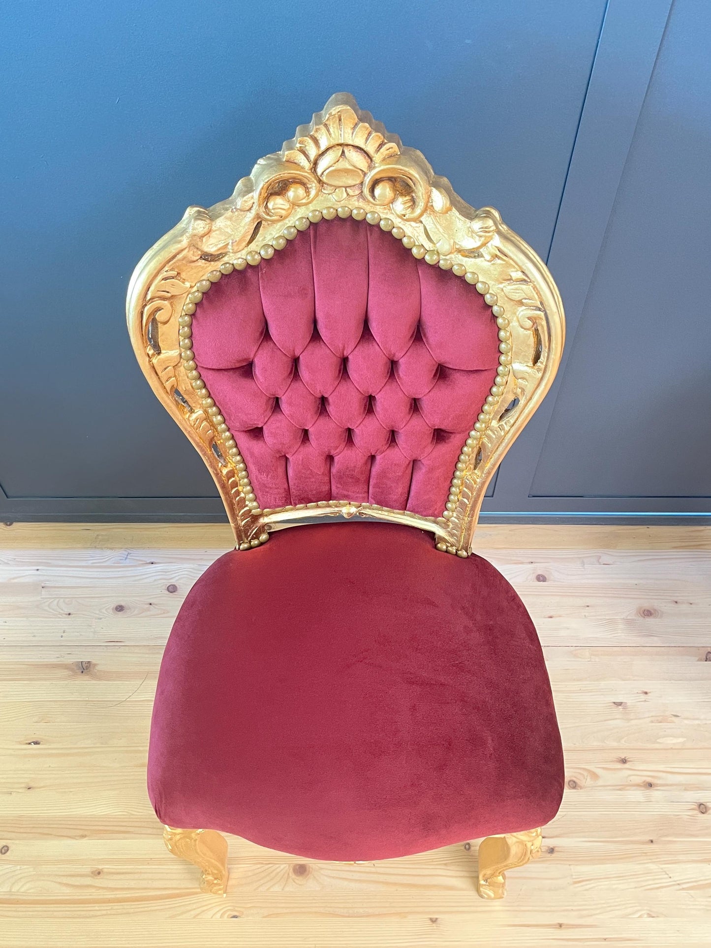 Accent Chair French Louis XV Style in Bordeaux Red Velvet Baroque Rococo Gold Finish