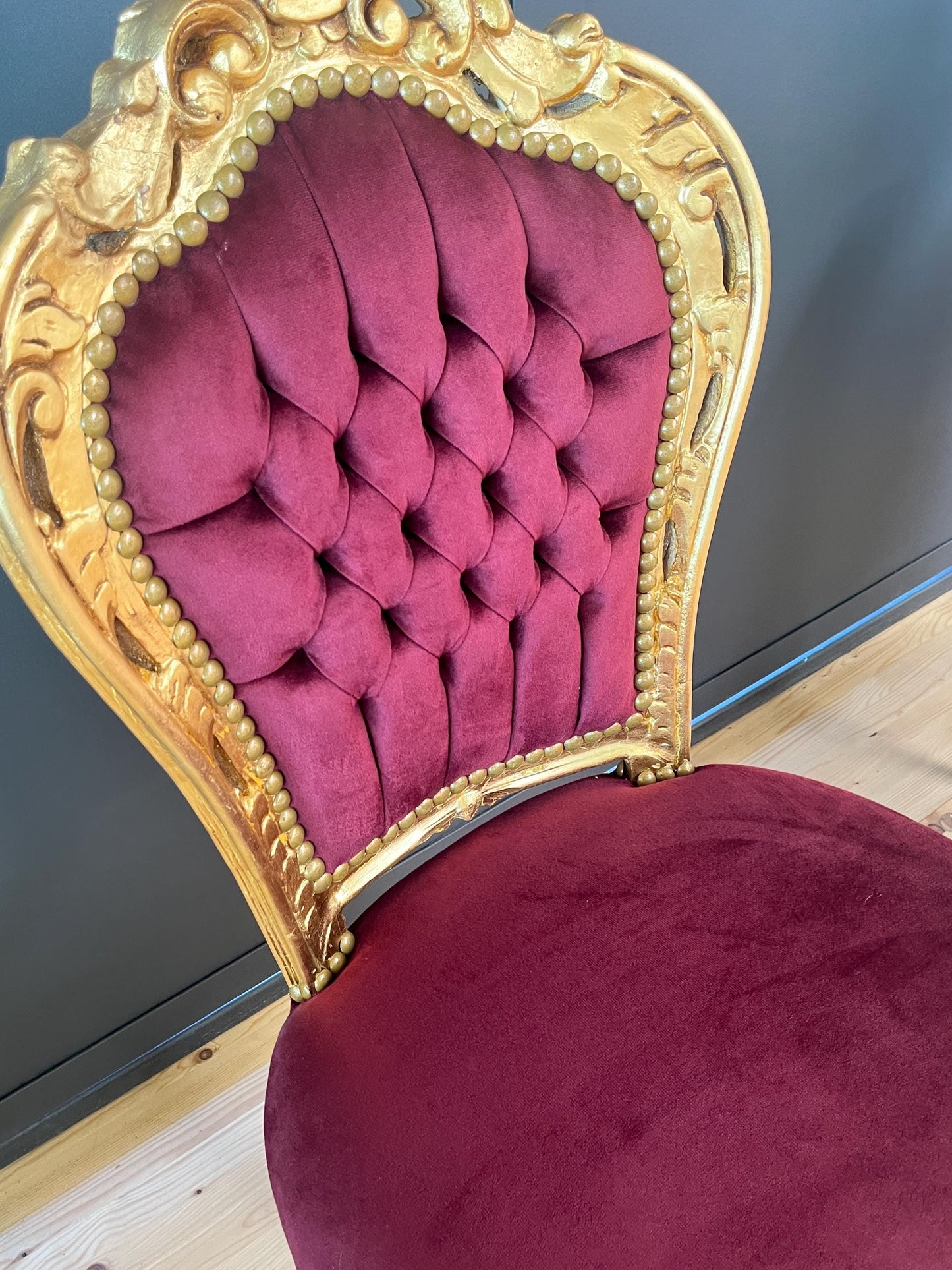 Accent Chair French Louis XV Style in Bordeaux Red Velvet Baroque Rococo Gold Finish