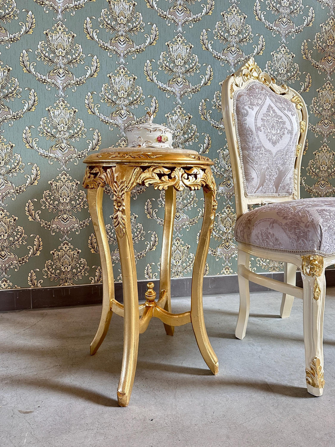 Baroque Rococo Style Marble Top End Table - Gold Finish