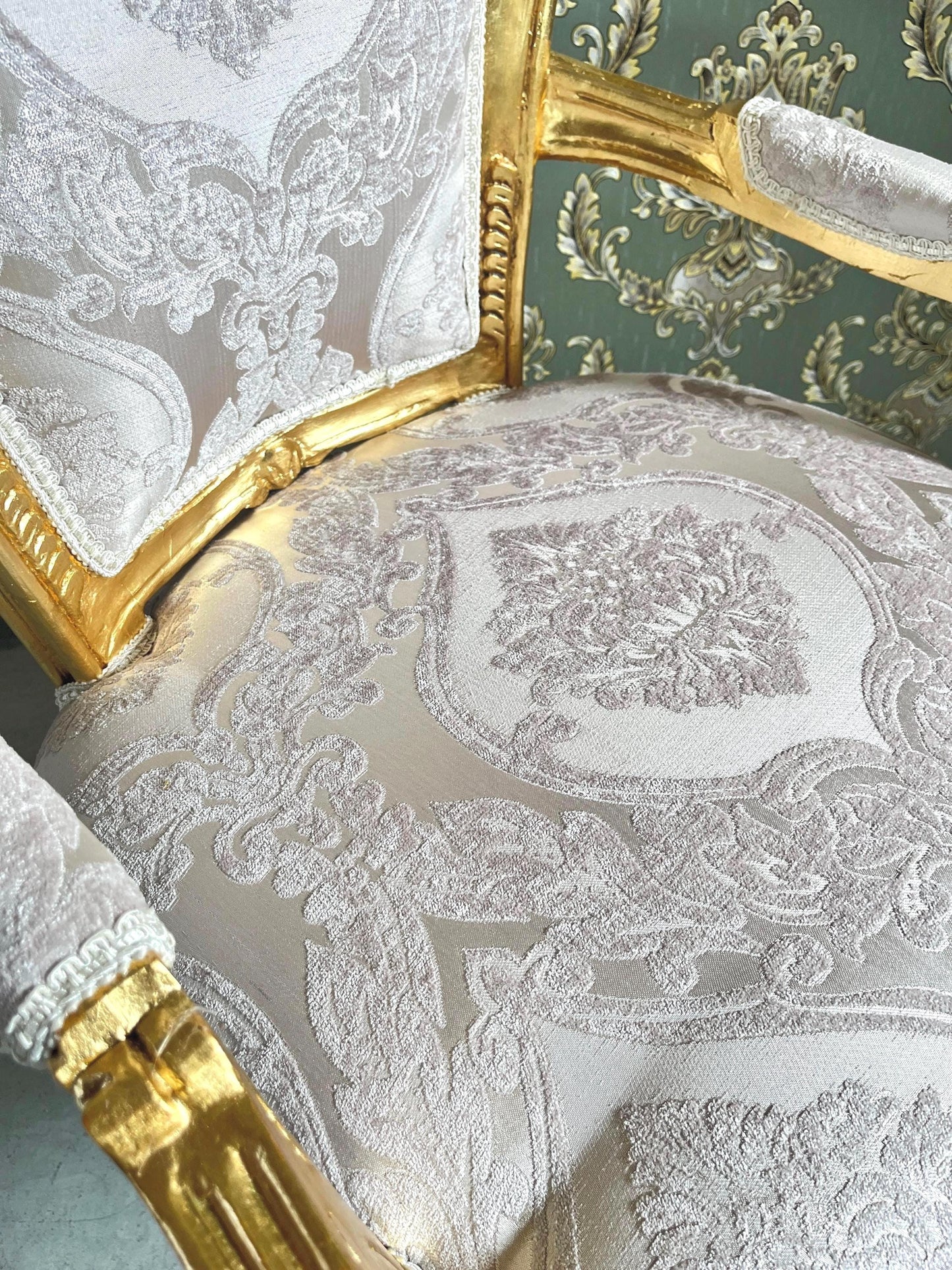 French Baroque Style Armchair: Beige Flower Pattern, Gold Finish