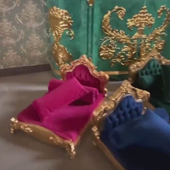 Small Pet Bed French Louis Baroque Style Dog Bed in Gold Finish Cute Baroque Rococo Pet Bed in Pink Velvet Blue Velvet & Green Velvet