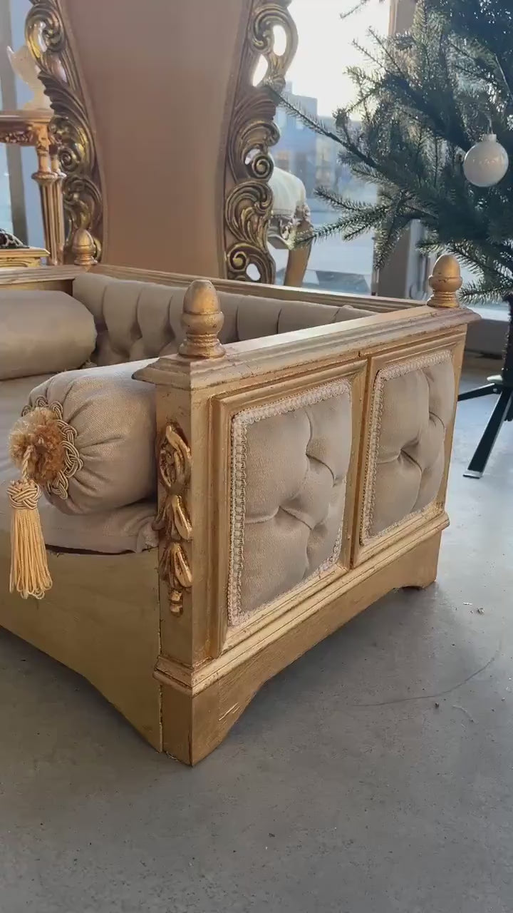 Pet Sofa French Baroque Style Cute Dog Sofa in Camel or Navy Blue Velvet in Gold Finish for Small Pet